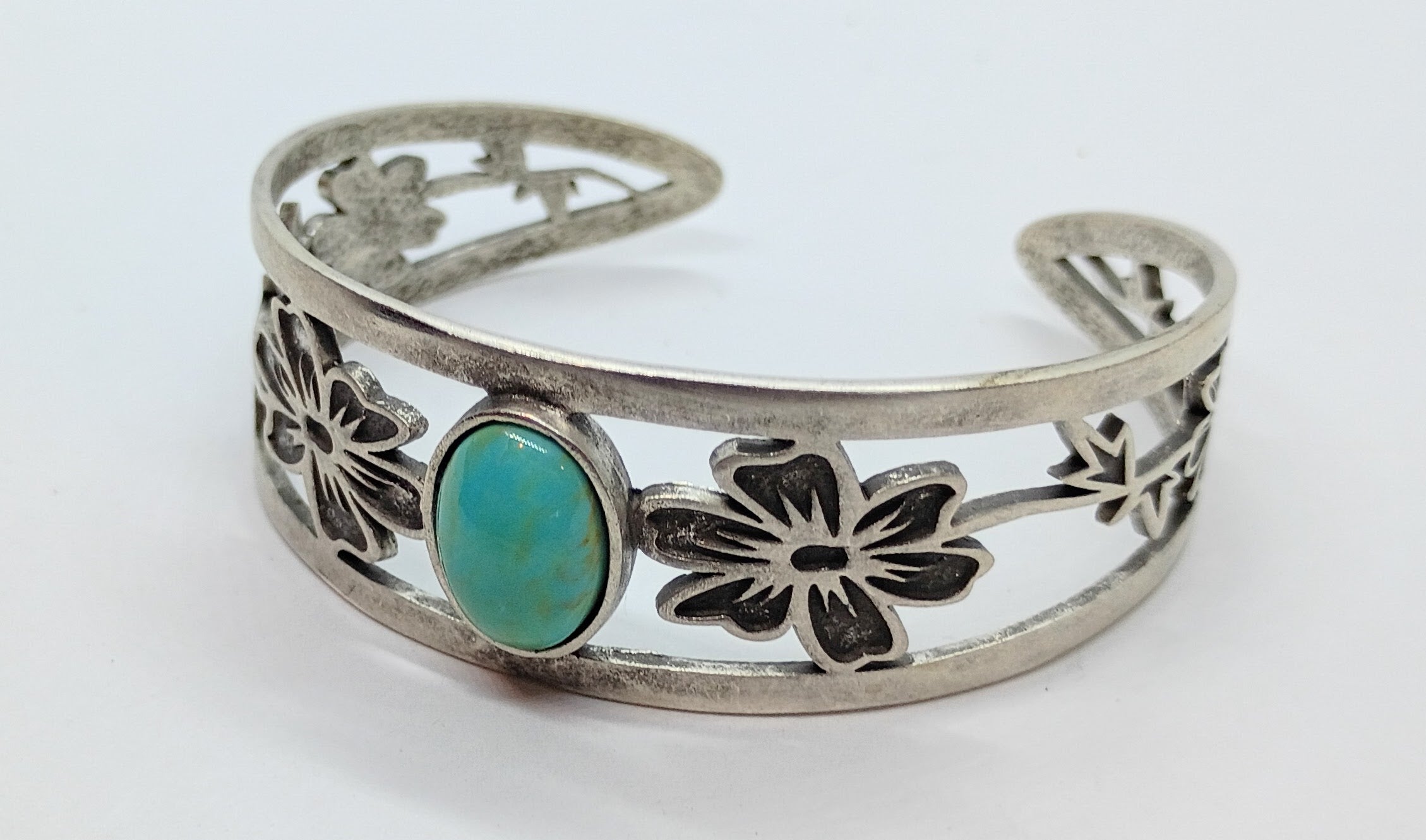 Turquoise Flower Cuff bracelet (Fox Mine)