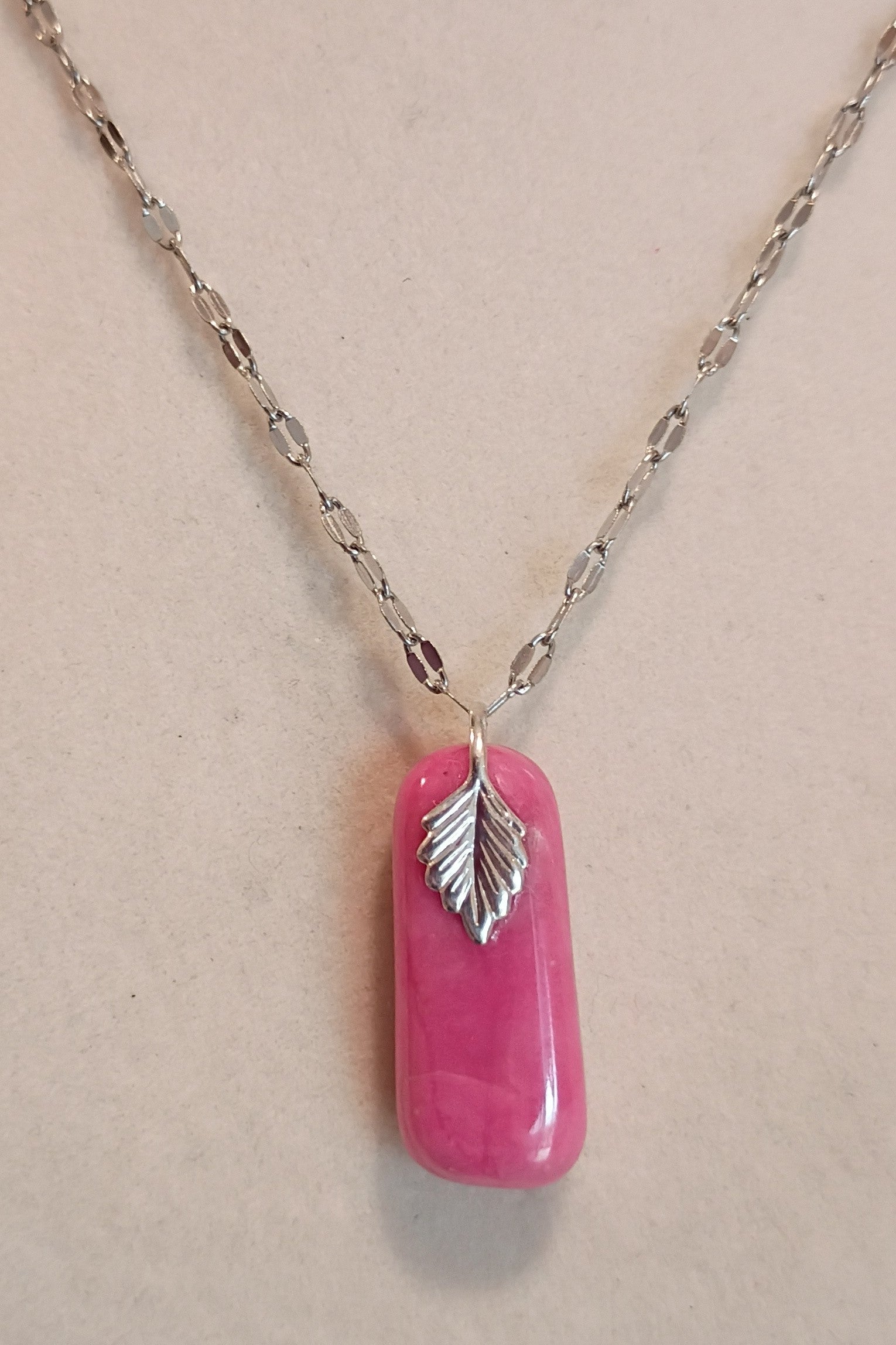 Rose drop pendant with chain