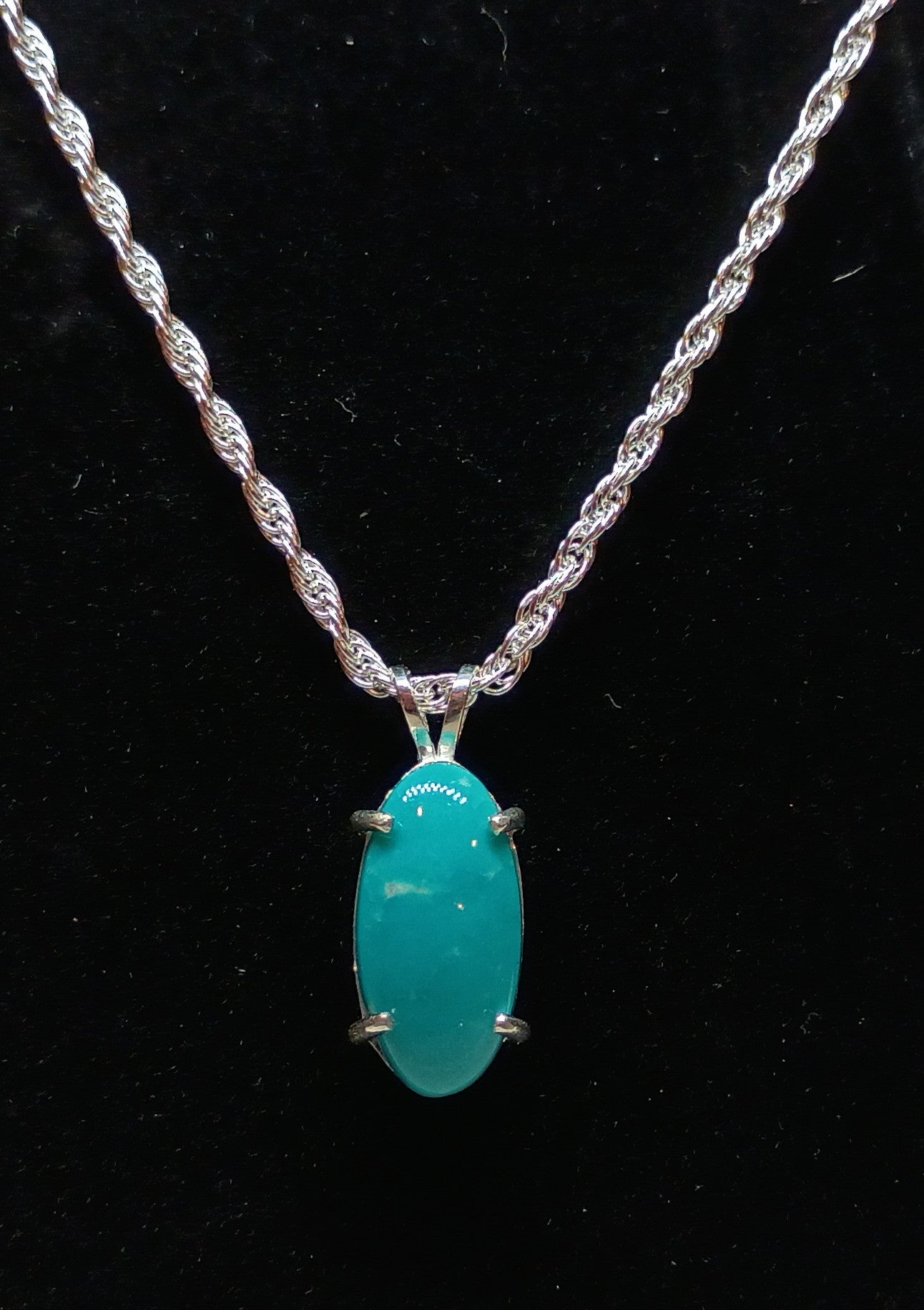 Sleeping Beauty 5.1 carat pendant