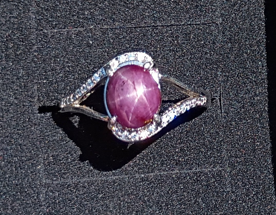 Star Ruby 2.1 carat Ring